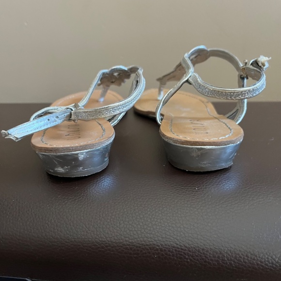 Unisa Braided Silver Sandals/Size 10M - Picture 4 of 7